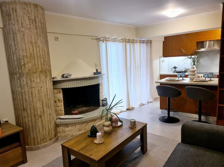 Filoxenia Luxury Home パトラ エクステリア 写真