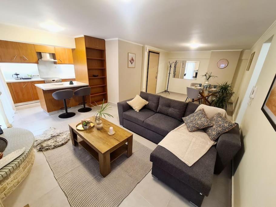 Filoxenia Luxury Home パトラ エクステリア 写真