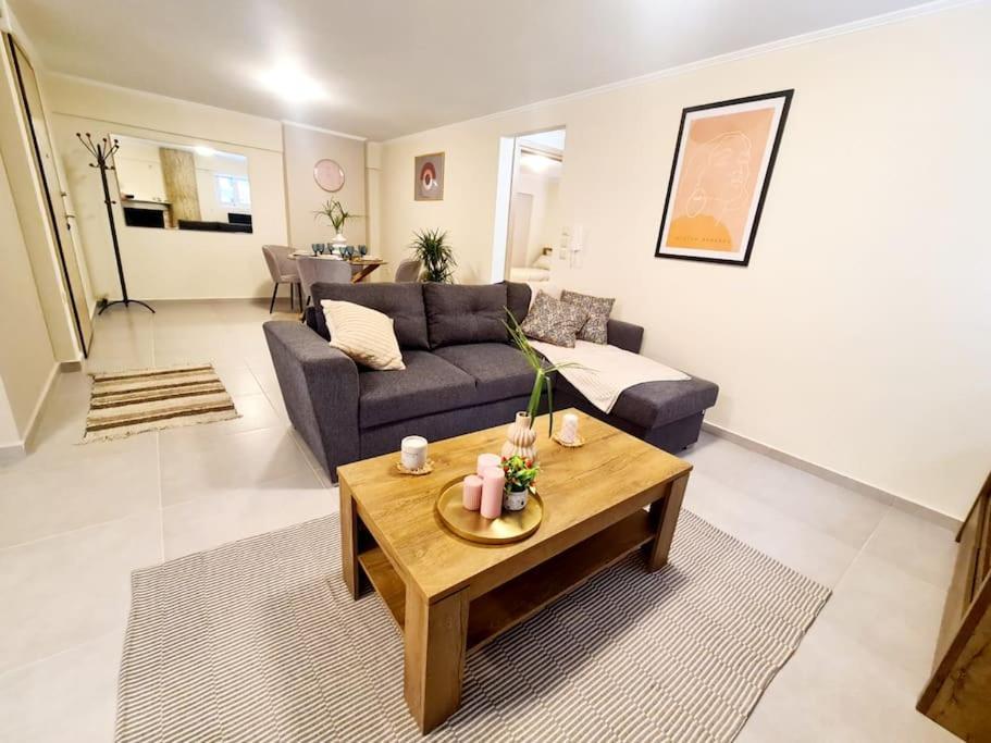 Filoxenia Luxury Home パトラ エクステリア 写真