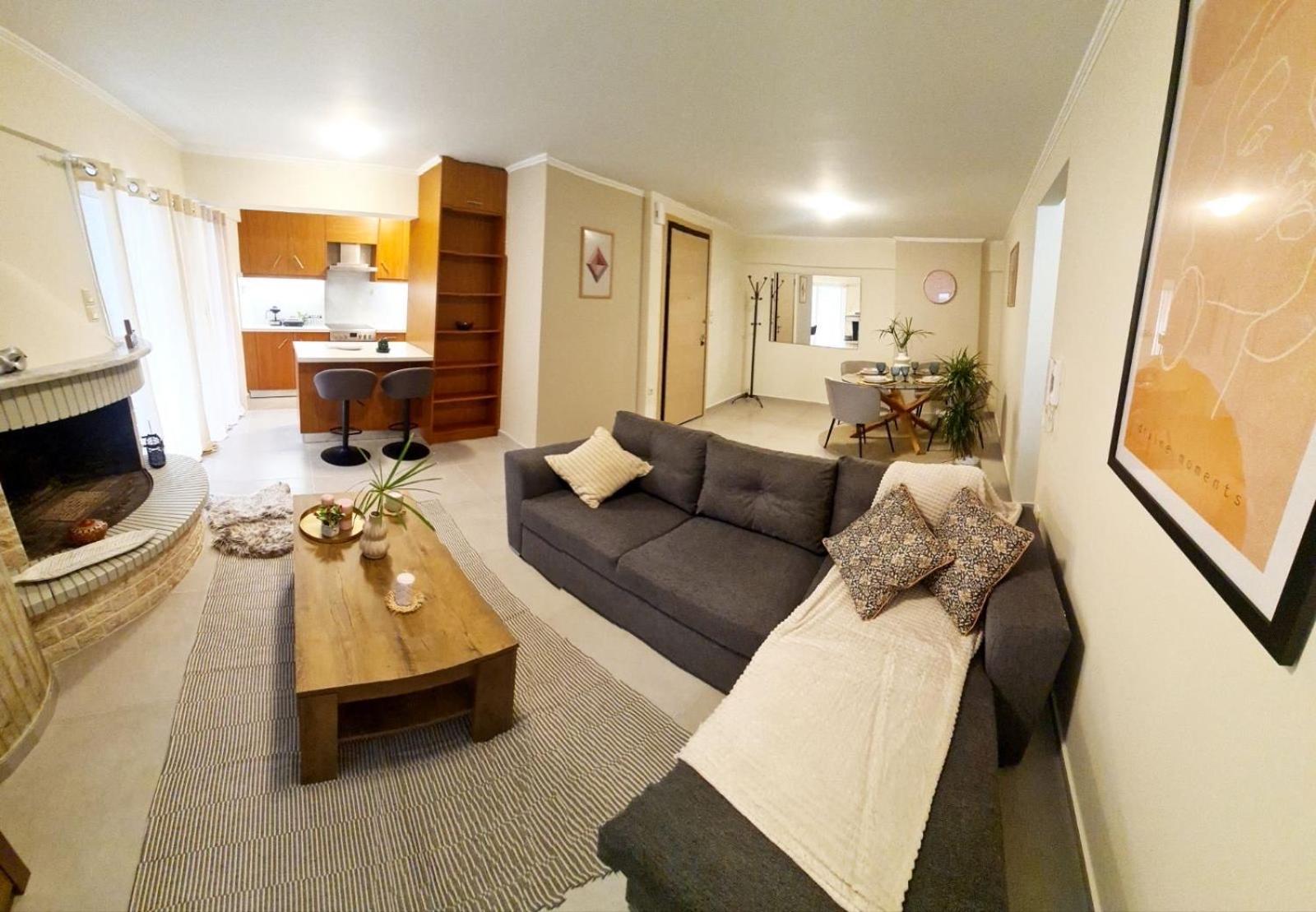 Filoxenia Luxury Home パトラ エクステリア 写真